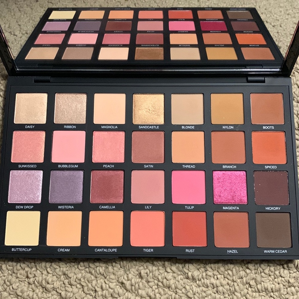 Sephora pro palette in new nudes
